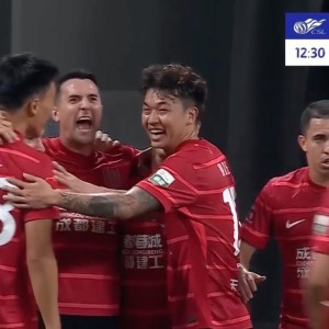 pg电子-热议成都4-1海港：徐正源打海港有办法，穆帅战术是强者思维